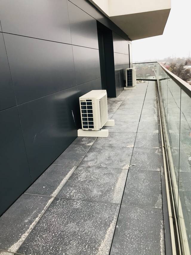 Terasă bloc · Daikin